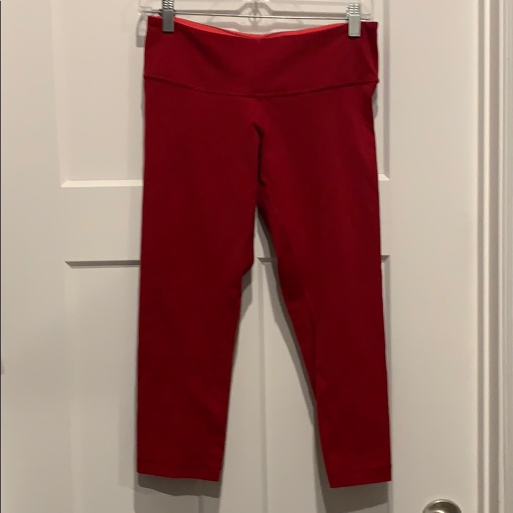 Lululemon crops